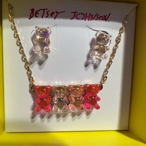 Very beautiful Betty Johnson gummy bear set includes necklace,earrings,bracelet